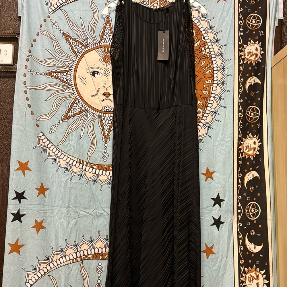 Strenesse,2,black